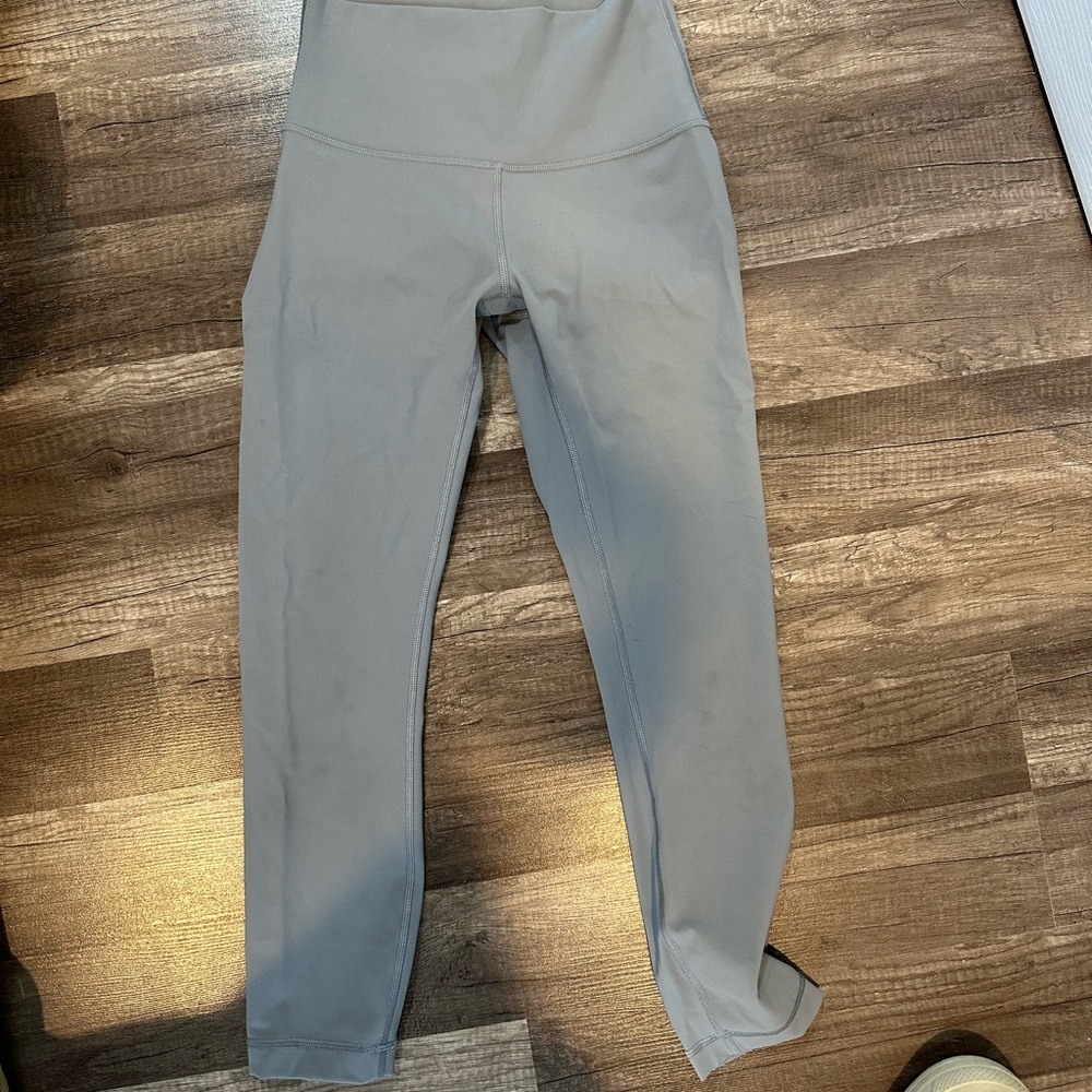 Size 4 lululemon wunder train crop 21